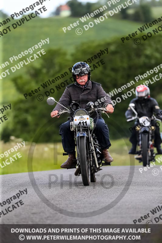 Vintage motorcycle club;eventdigitalimages;no limits trackdays;peter wileman photography;vintage motocycles;vmcc banbury run photographs